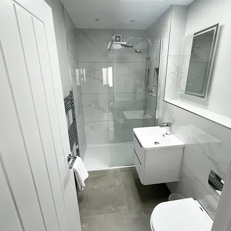 Holiday home Little Yorkie Free Parking &