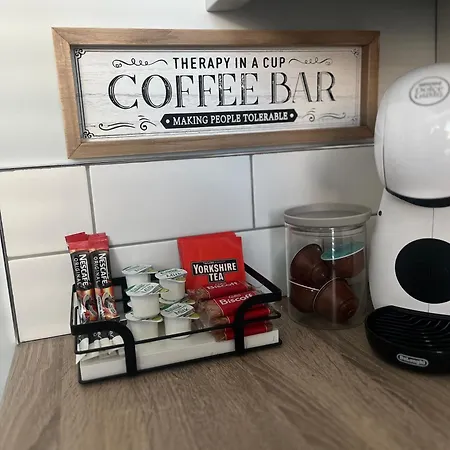 Little Yorkie Centre Free Parking Hébergement de vacances *